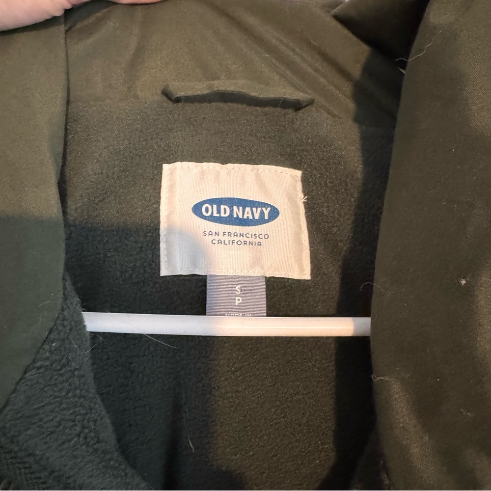Old Navy Olive Green Puffer Vest - Picture 2 of 3